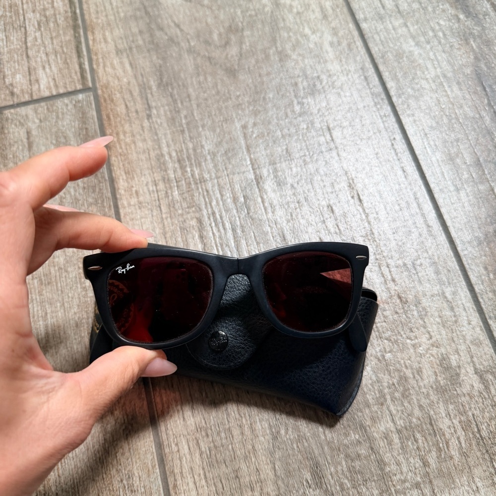 Ray-Ban | Wayfarer Two Tone Red Frame Sunglasses - Picture 10 of 11
